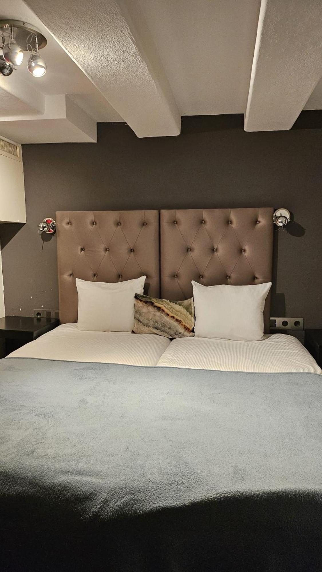 Quentin Golden Bear Hotel Amsterdam Luaran gambar